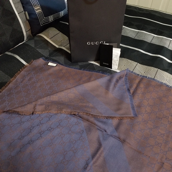 GUCCI scarf /shawl GG Guccissima - Picture 7 of 7